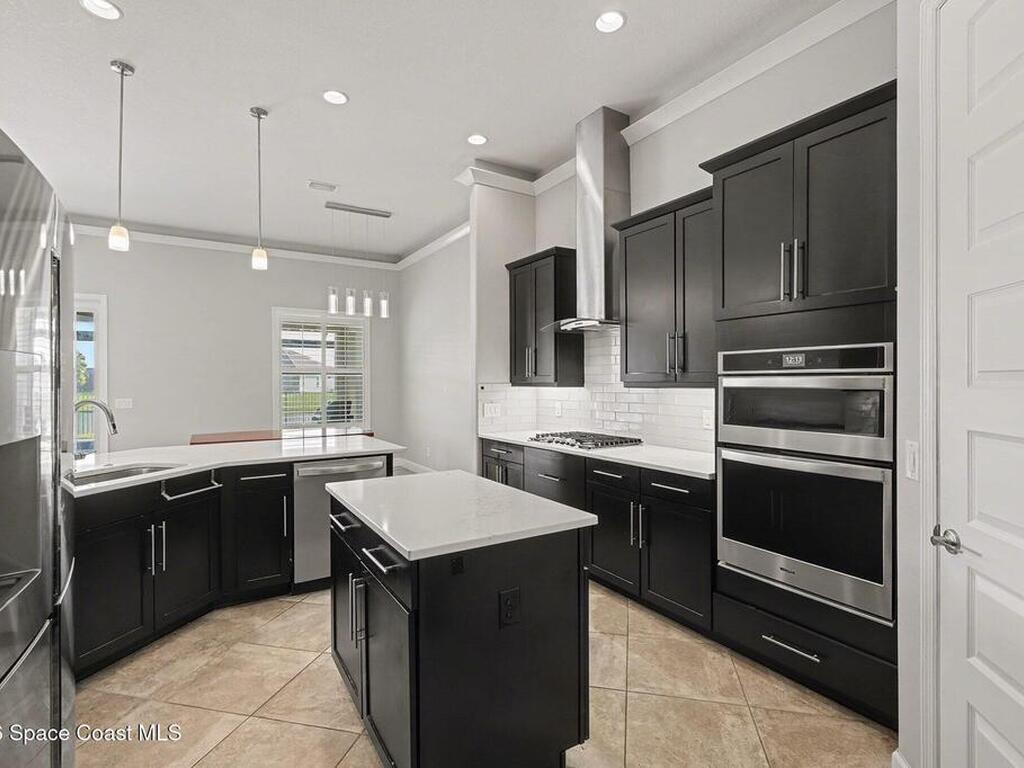 7661 Paragrass Avenue, Melbourne, FL 32940