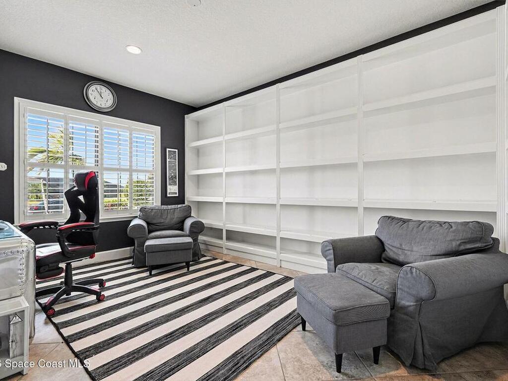 7661 Paragrass Avenue, Melbourne, FL 32940