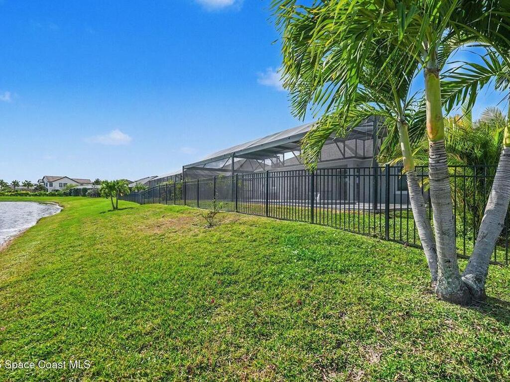 7661 Paragrass Avenue, Melbourne, FL 32940