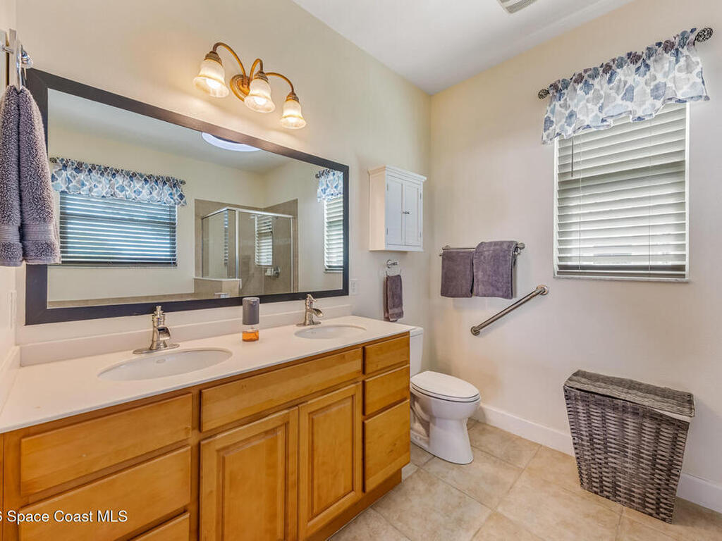 102 Salazar Lane, Sebastian, FL 32958
