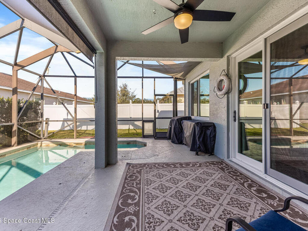 102 Salazar Lane, Sebastian, FL 32958