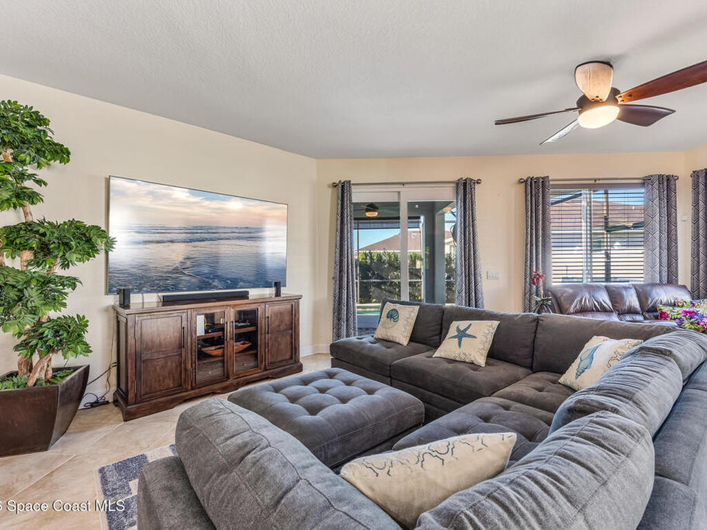 102 Salazar Lane, Sebastian, FL 32958
