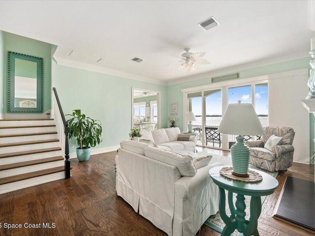 2555 S Tropical Trail, Merritt Island, FL 32952