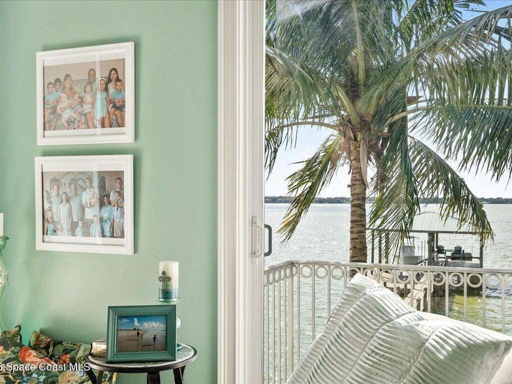 2555 S Tropical Trail, Merritt Island, FL 32952