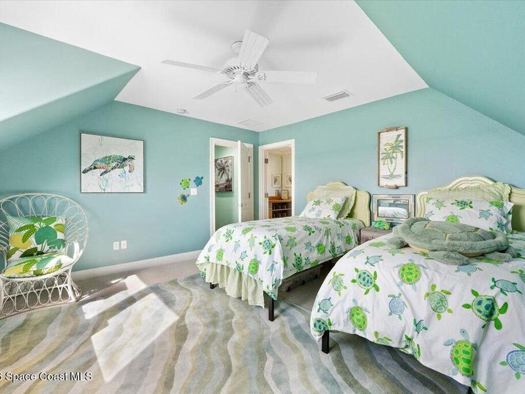 2555 S Tropical Trail, Merritt Island, FL 32952