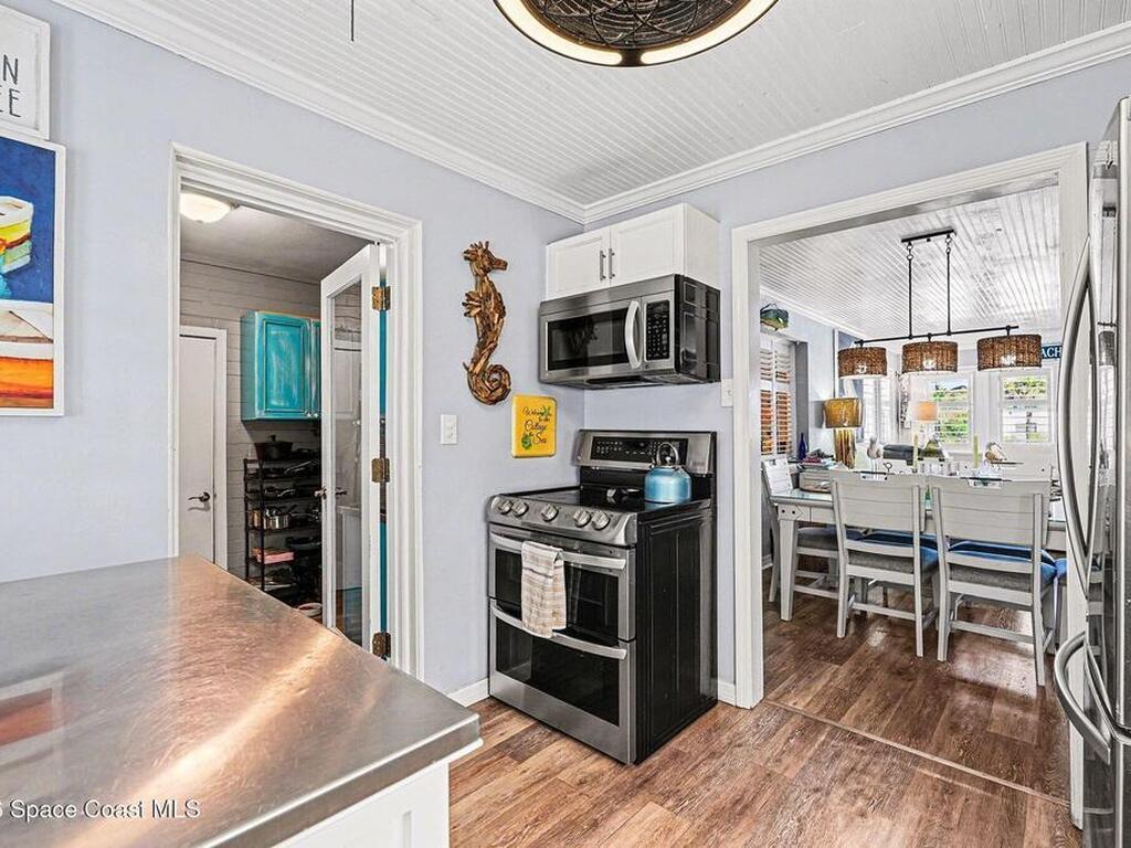 302 Riverside Drive, Holly Hill, FL 32117