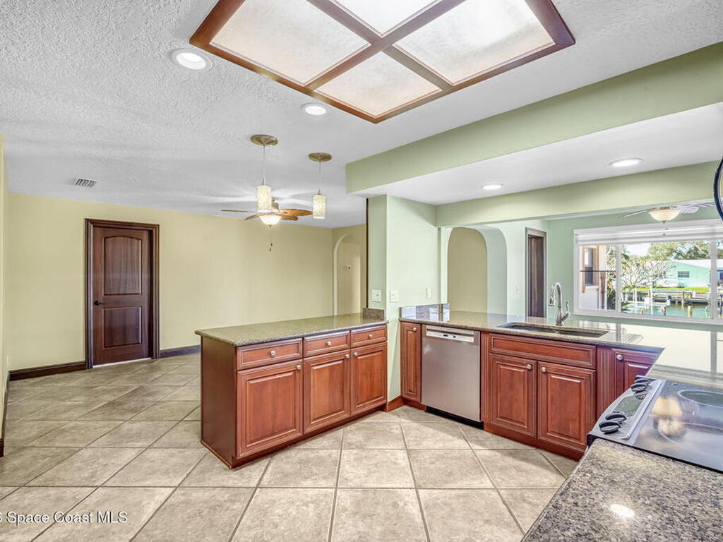 63 Yacht Haven Drive, Cocoa Beach, FL 32931