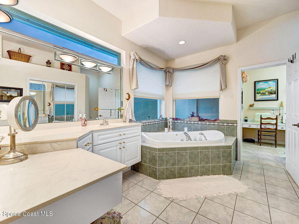 5731 Herons Landing Drive, Rockledge, FL 32955