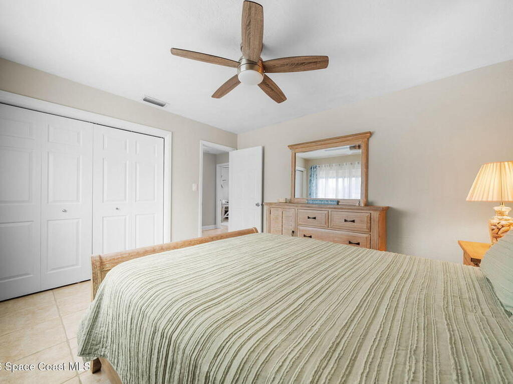 525 Orange Avenue, Merritt Island, FL 32952