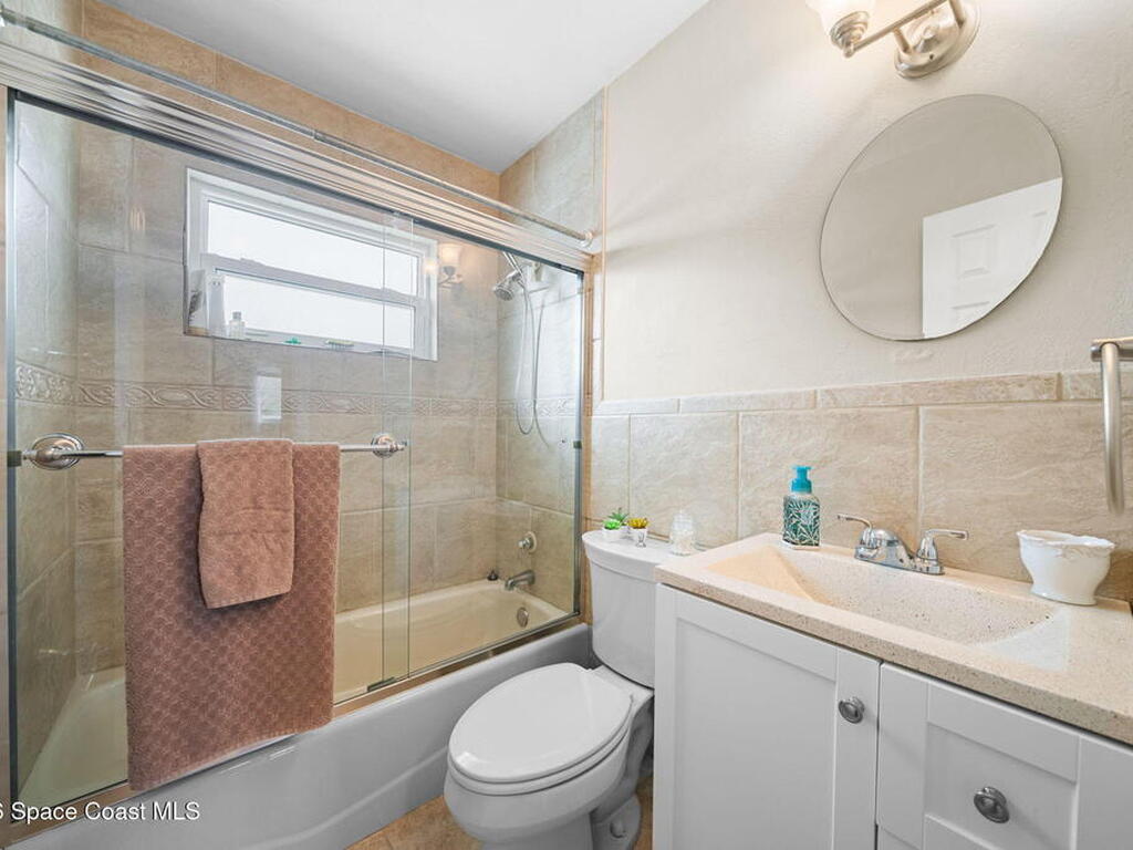 525 Orange Avenue, Merritt Island, FL 32952