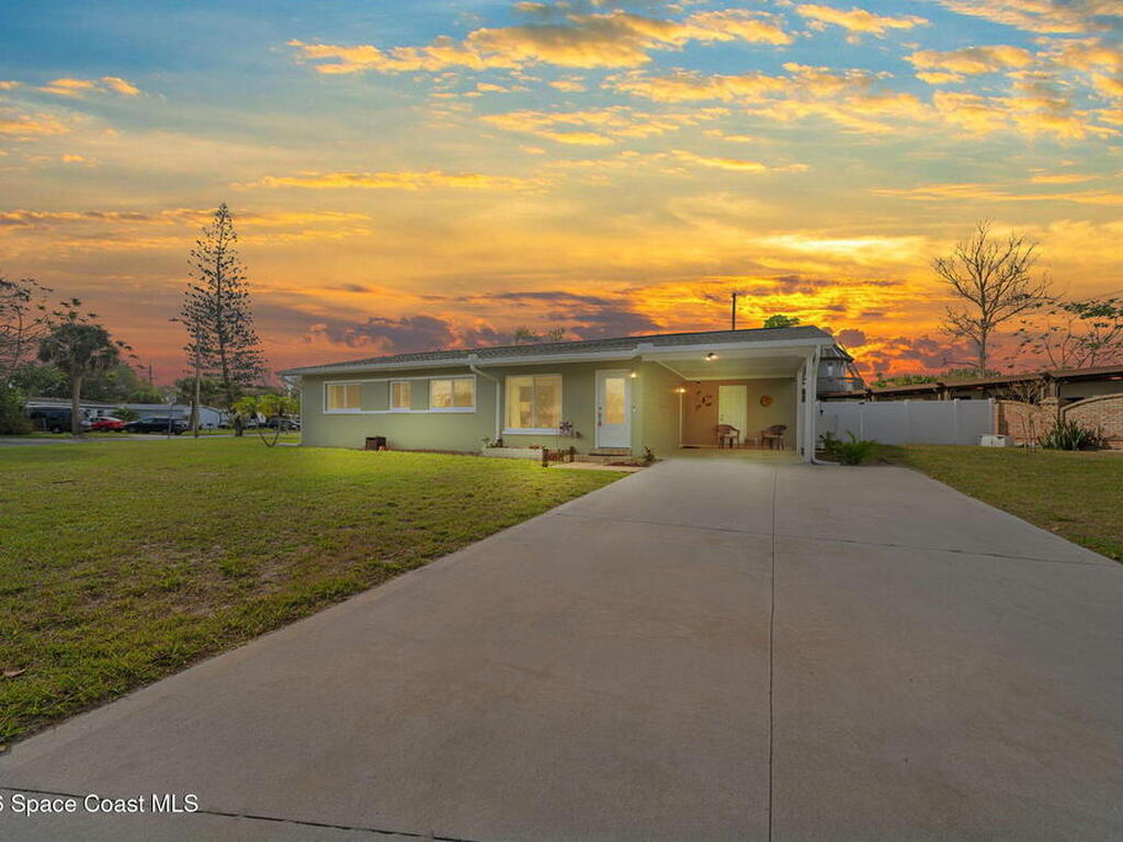 525 Orange Avenue, Merritt Island, FL 32952
