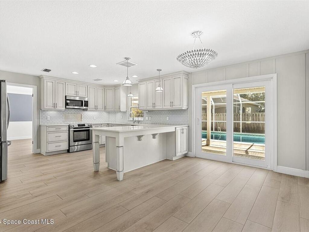 517 N River Oaks Drive, Indialantic, FL 32903