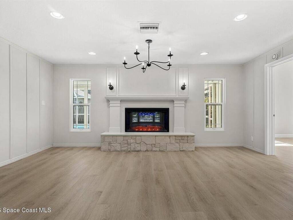 517 N River Oaks Drive, Indialantic, FL 32903