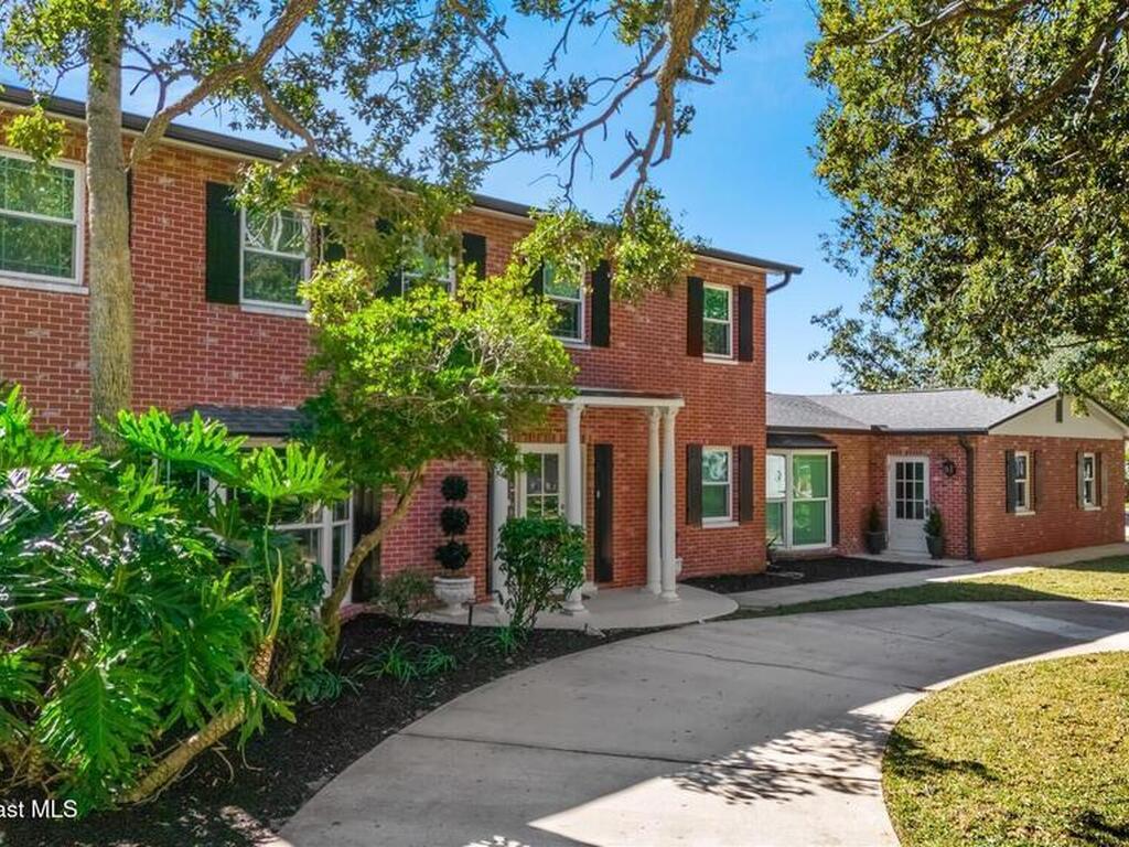 517 N River Oaks Drive, Indialantic, FL 32903