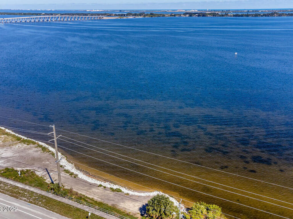 5241 N Highway 1 Highway, Palm Shores, FL 32940