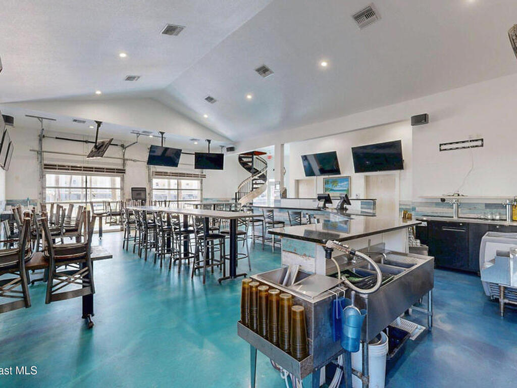 142 N Atlantic Avenue, Cocoa Beach, FL 32931