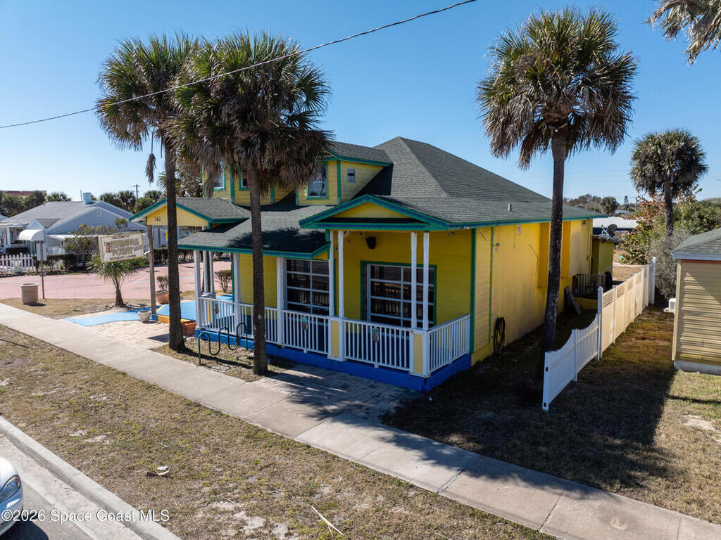142 N Atlantic Avenue, Cocoa Beach, FL 32931