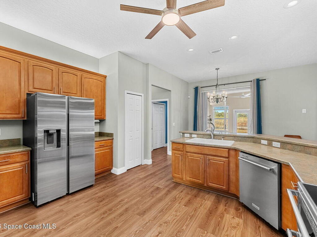 1305 Pemberton Trail, Malabar, FL 32950