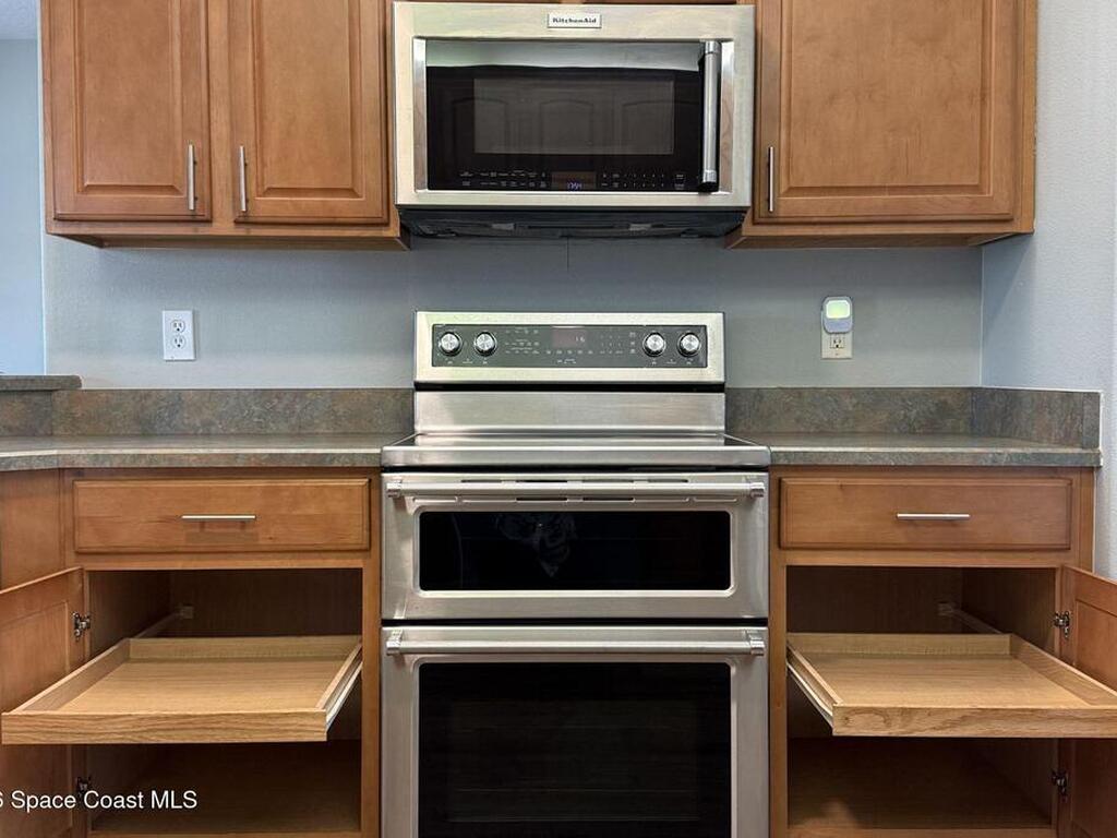 1305 Pemberton Trail, Malabar, FL 32950