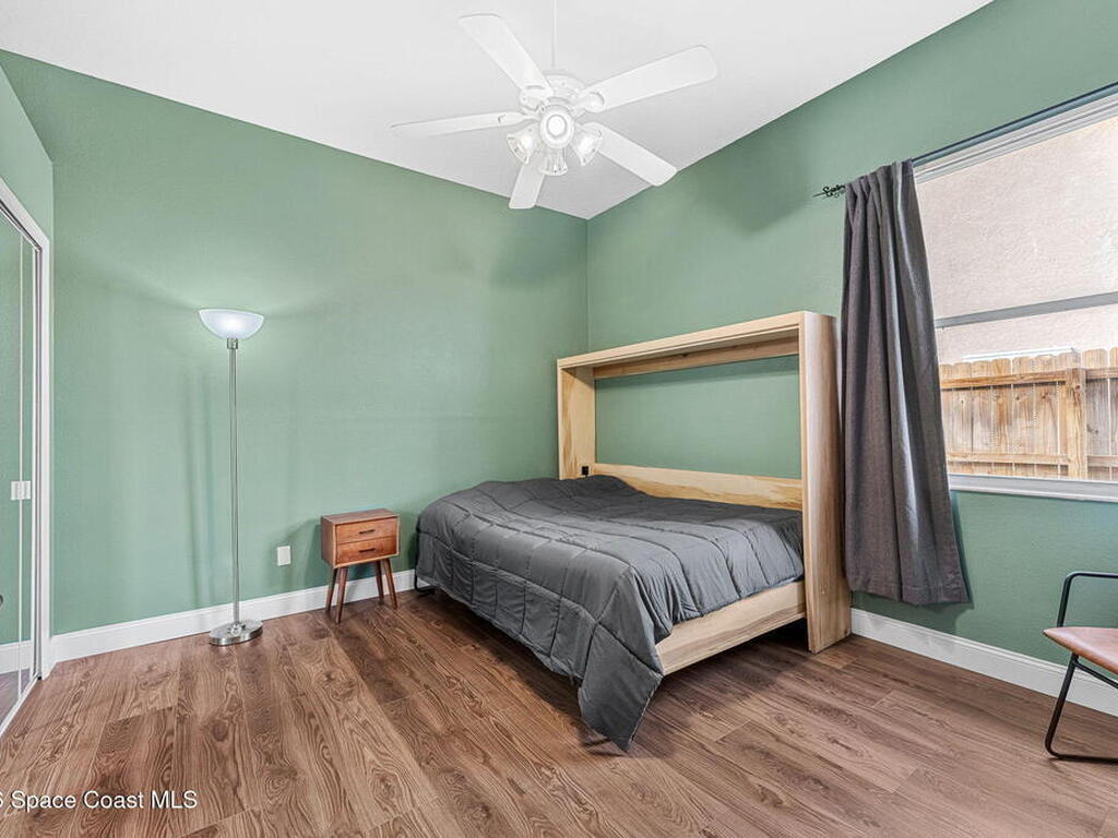 1305 Pemberton Trail, Malabar, FL 32950