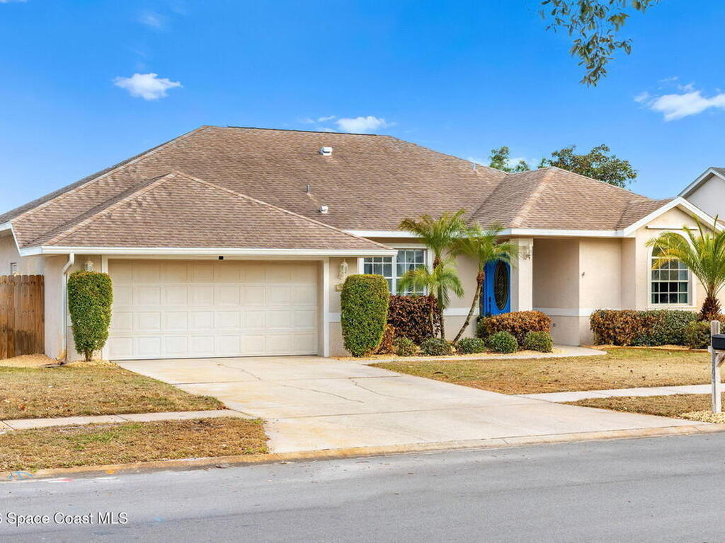 1305 Pemberton Trail, Malabar, FL 32950