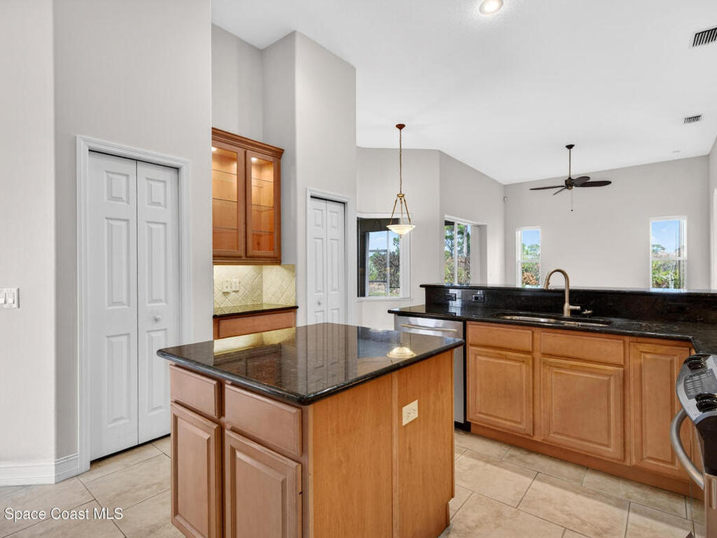 5911 Herons Landing Drive, Suntree, FL 32955