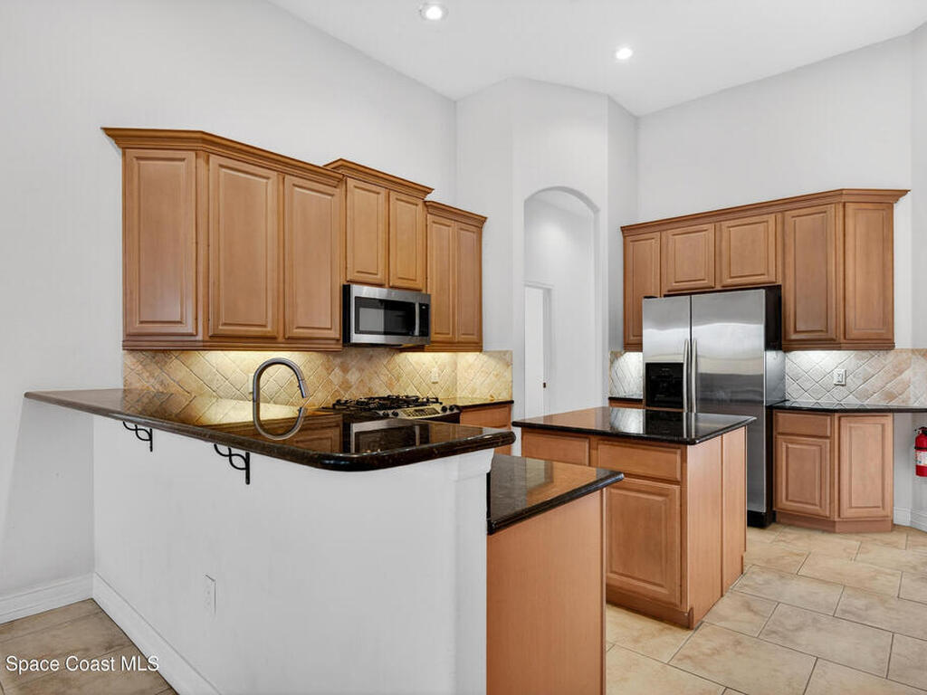 5911 Herons Landing Drive, Suntree, FL 32955