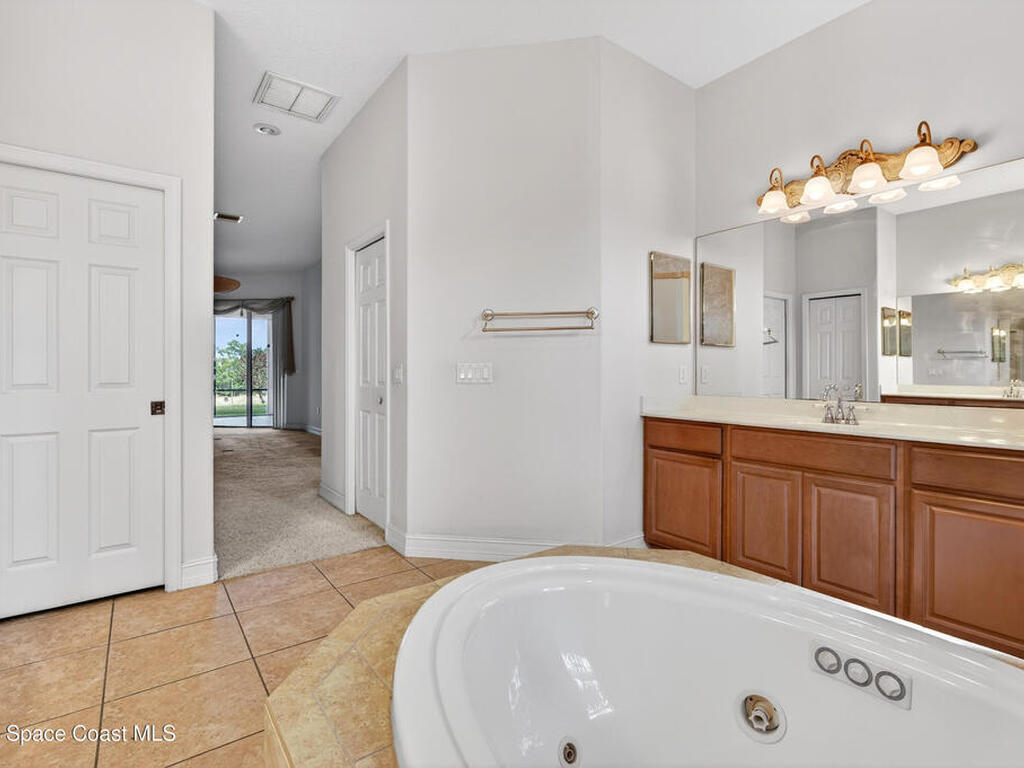 5911 Herons Landing Drive, Suntree, FL 32955