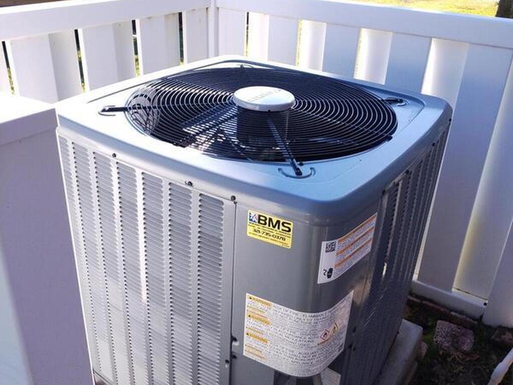 5911 Herons Landing Drive, Suntree, FL 32955