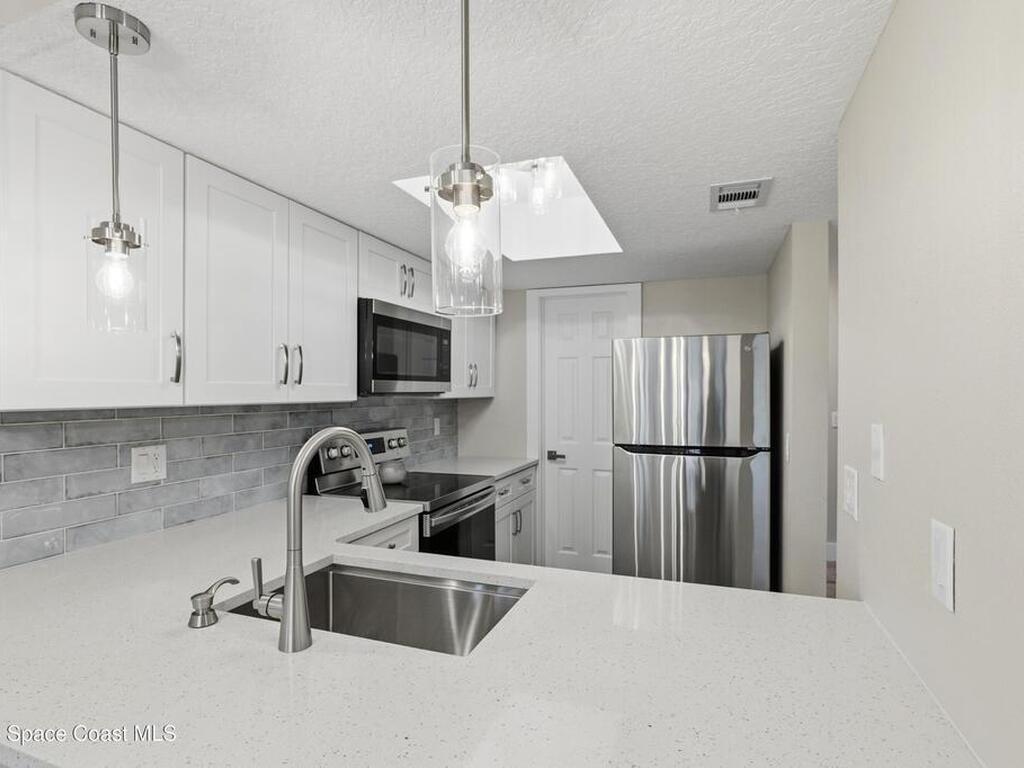 425 Catamaran Drive, Merritt Island, FL 32952