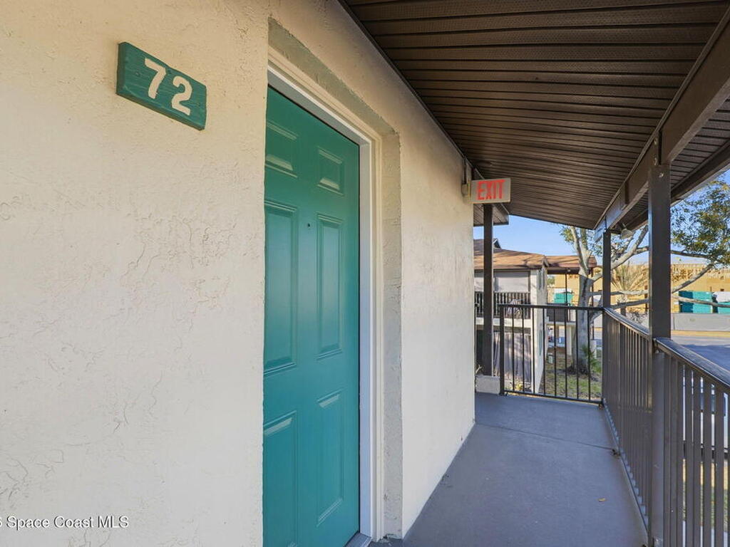 425 Catamaran Drive, Merritt Island, FL 32952