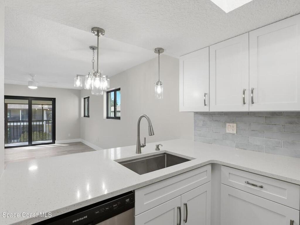 425 Catamaran Drive, Merritt Island, FL 32952