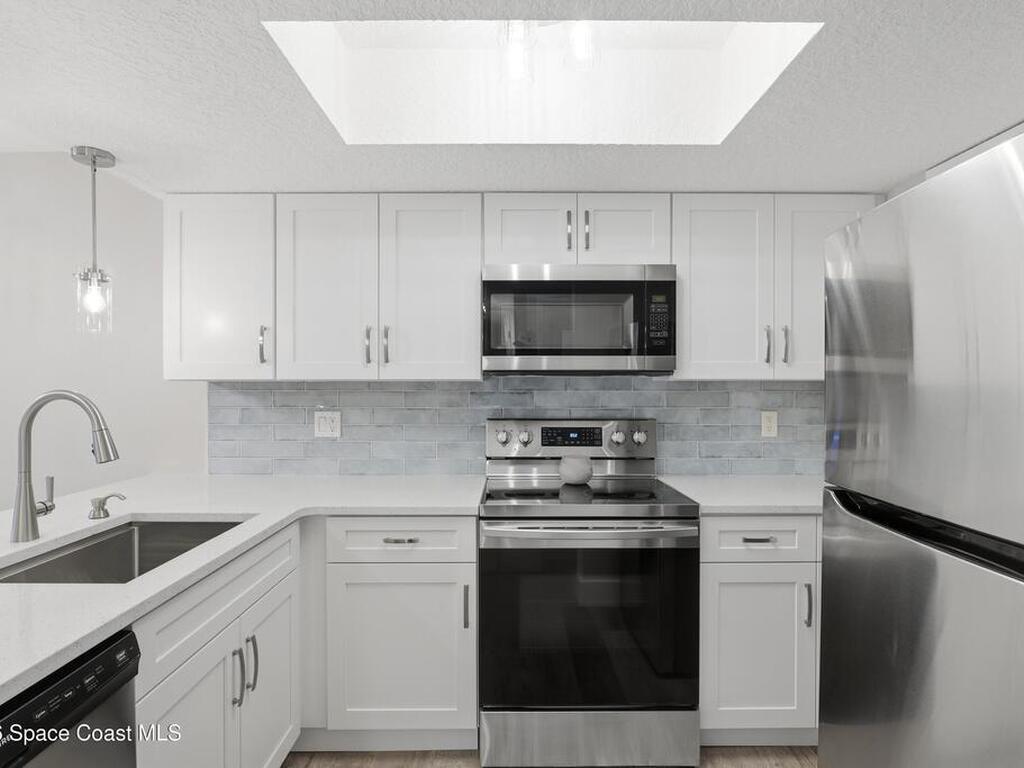 425 Catamaran Drive, Merritt Island, FL 32952