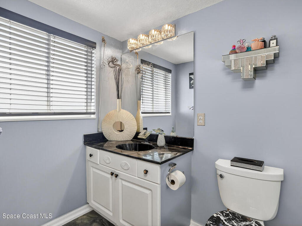 925 N Highway A1a, Indialantic, FL 32903