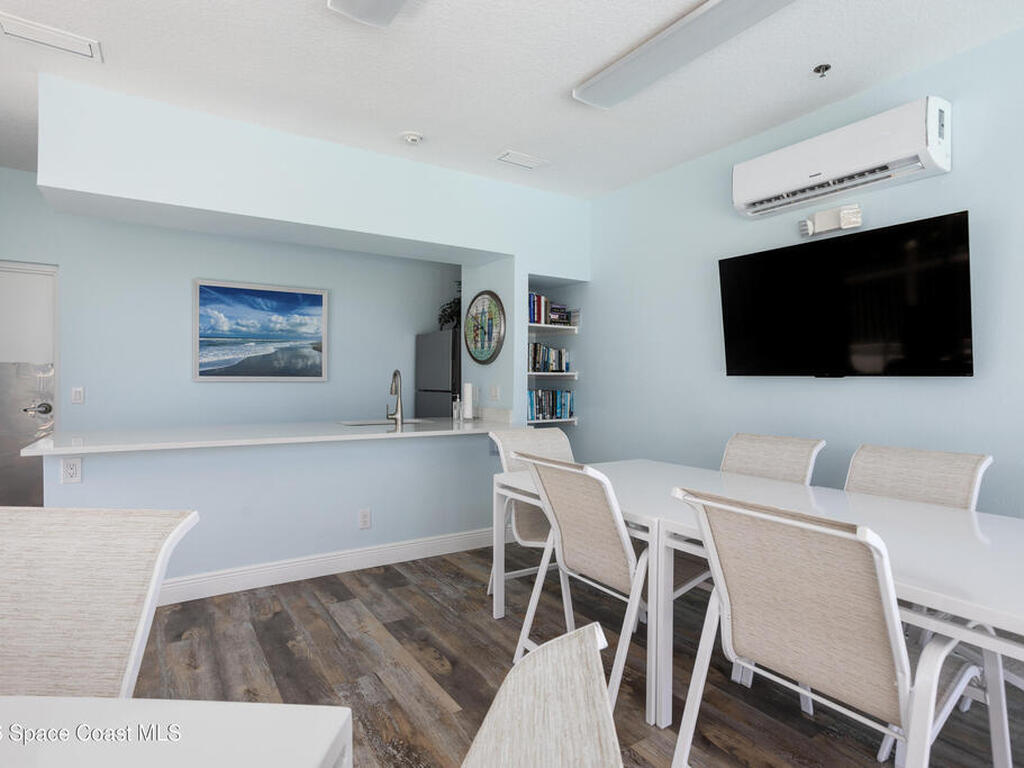 925 N Highway A1a, Indialantic, FL 32903