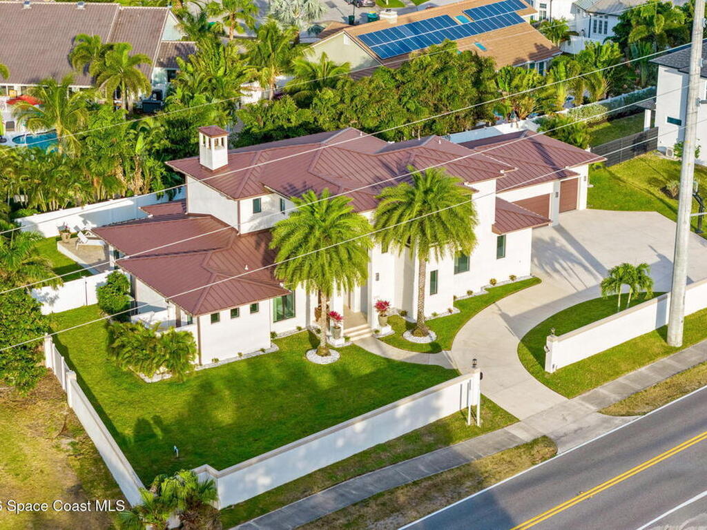 2355 N Riverside Drive, Indialantic, FL 32903