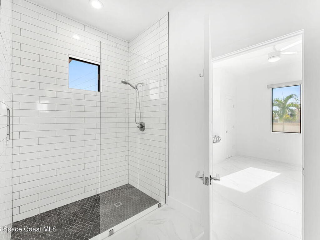 2355 N Riverside Drive, Indialantic, FL 32903