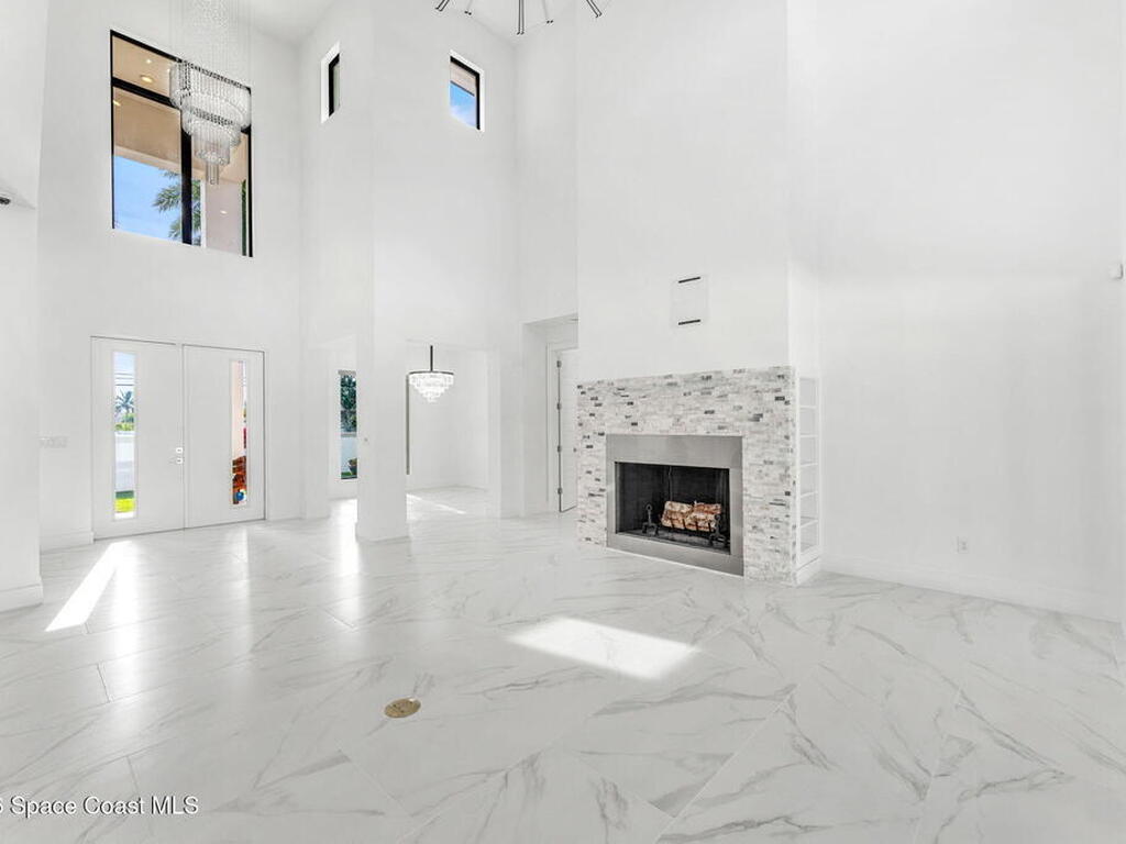 2355 N Riverside Drive, Indialantic, FL 32903