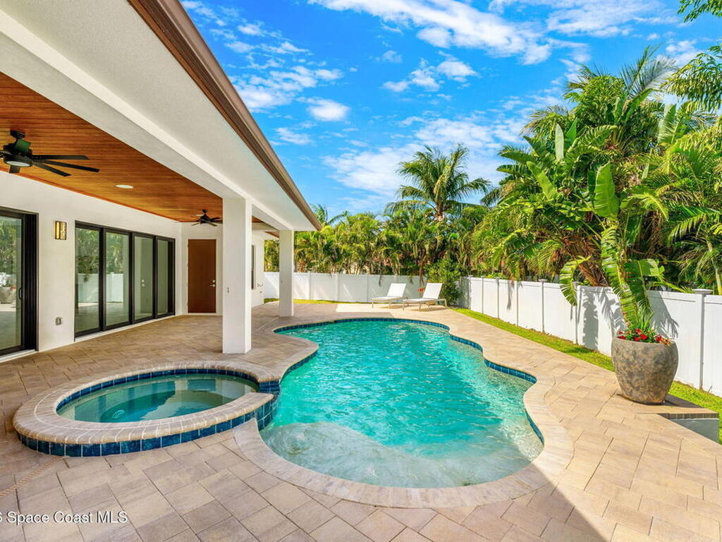 2355 N Riverside Drive, Indialantic, FL 32903