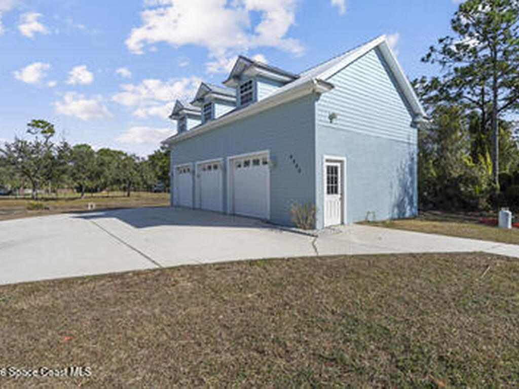 2205 Arnold Lane, Malabar, FL 32950