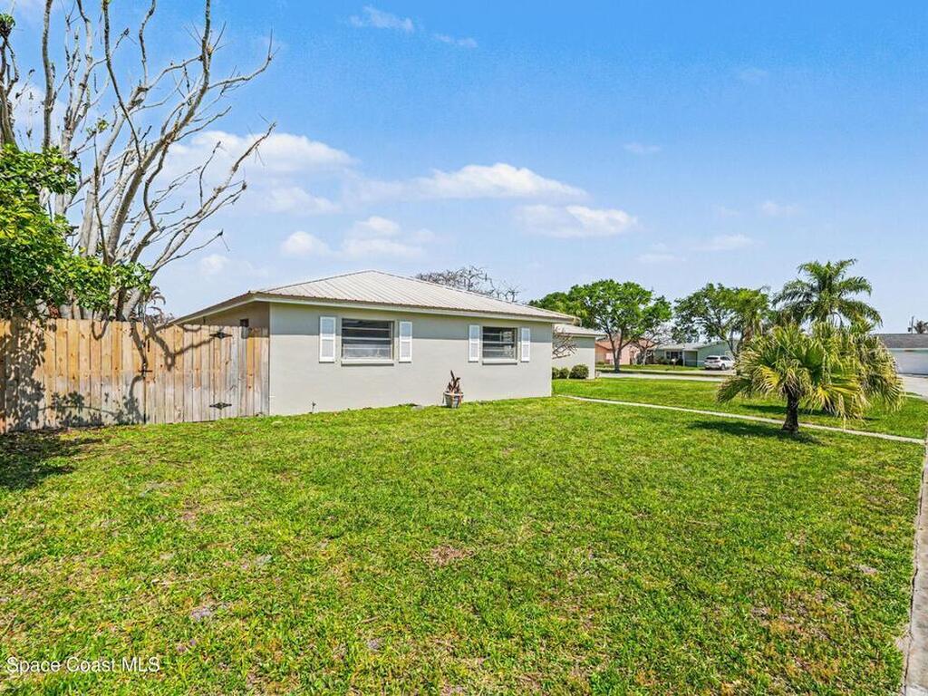 400 Maria Drive, Satellite Beach, FL 32937