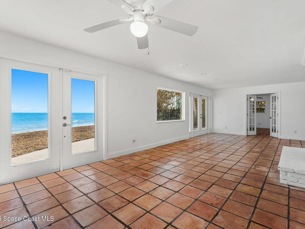 9556 Doubloon Drive, Vero Beach, FL 32963