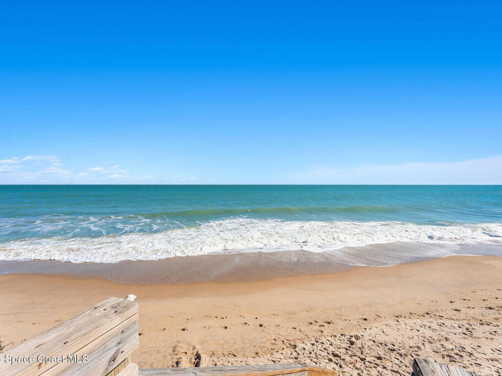 9556 Doubloon Drive, Vero Beach, FL 32963