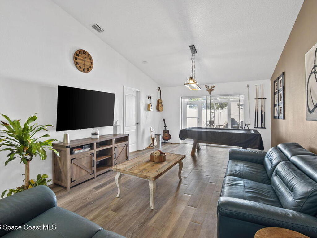 837 Poinsetta Drive, Indian Harbour Beach, FL 32937