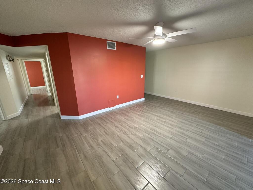 4740 Lake Waterford Way, Melbourne, FL 32901