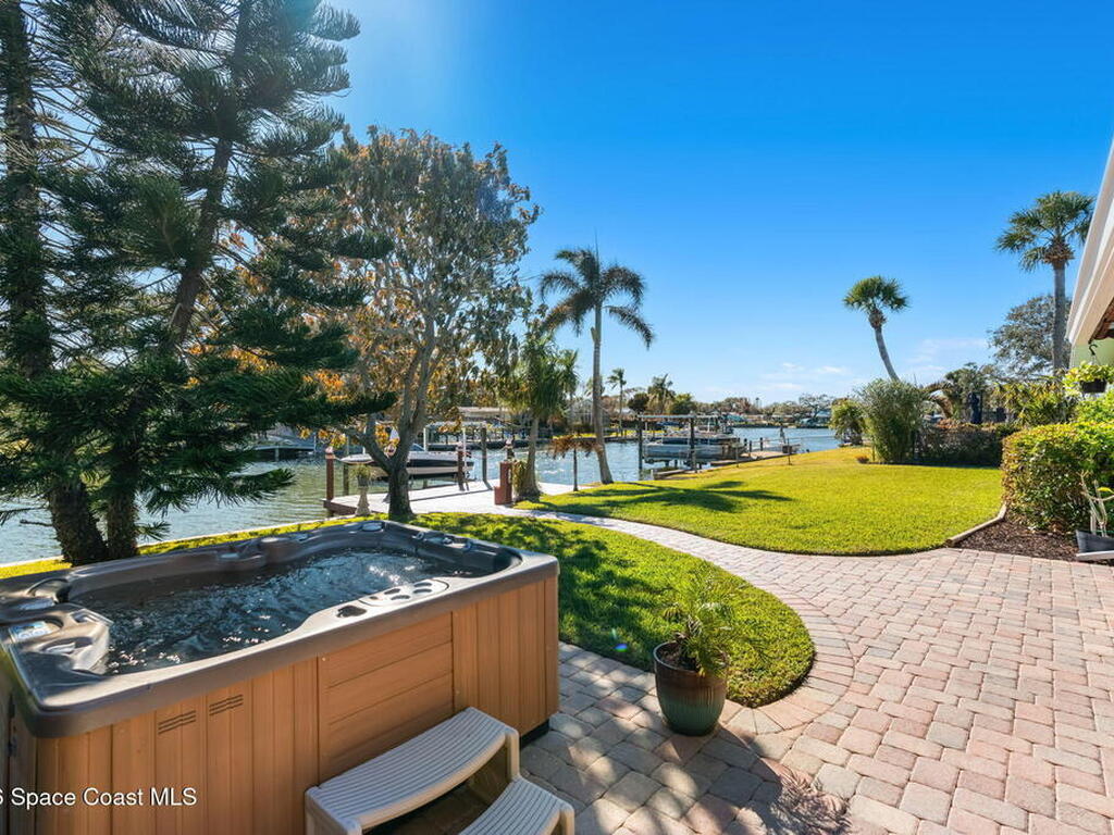 1075 Samar Road, Cocoa Beach, FL 32931