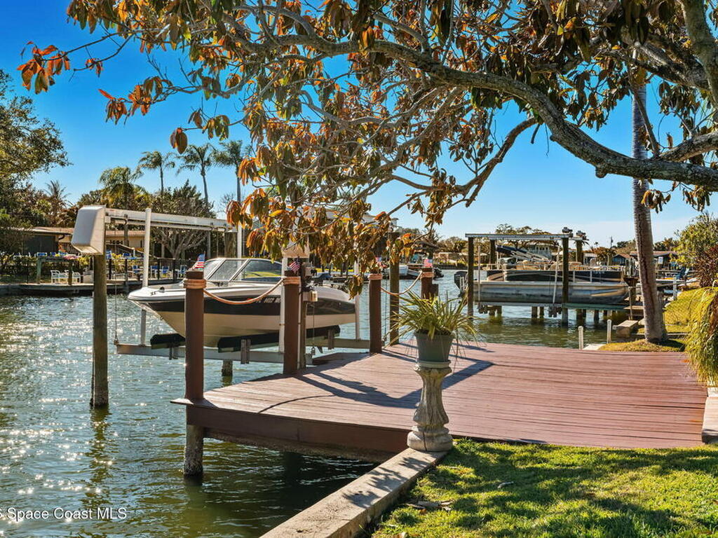 1075 Samar Road, Cocoa Beach, FL 32931