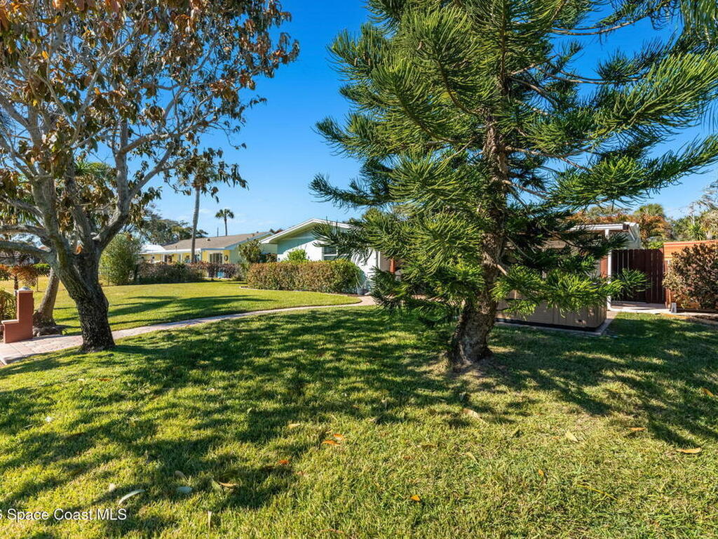 1075 Samar Road, Cocoa Beach, FL 32931