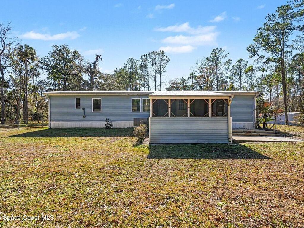 24421 Trespass Trail, Astor, FL 32102