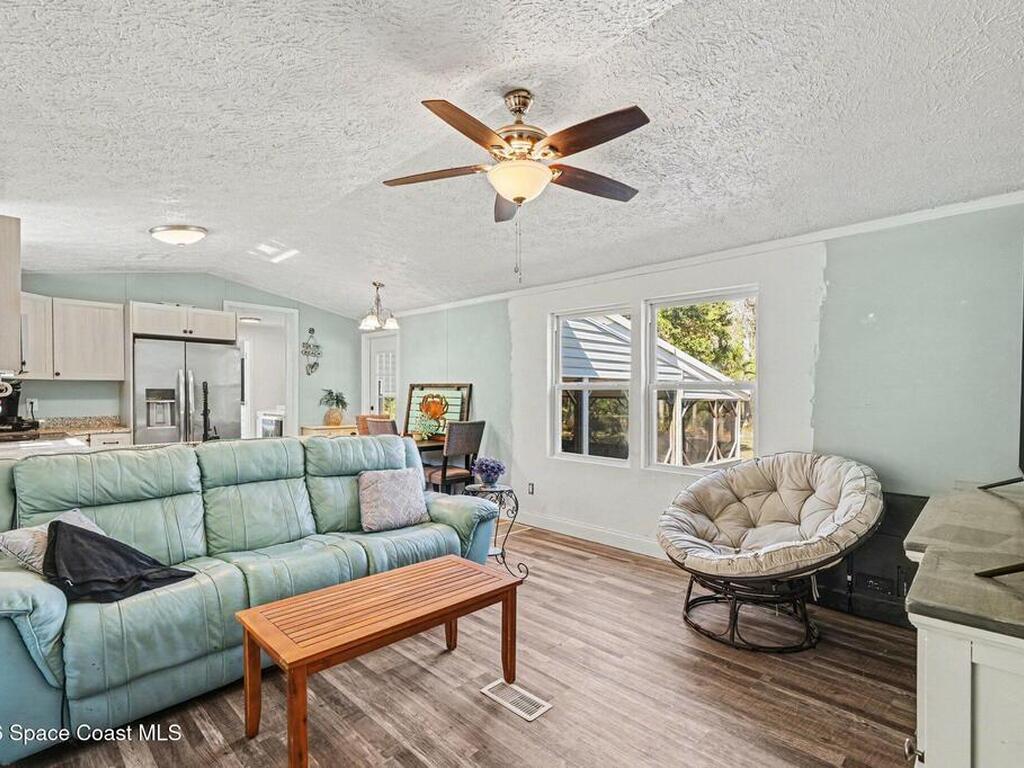 24421 Trespass Trail, Astor, FL 32102